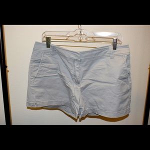 BRAND NEW Light Grey Mid-Rise, Tailored Flat Front Shorts with pockets.